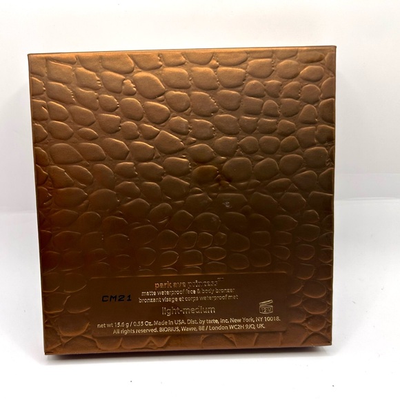 Tarte Park Ave Princess Face & Body Bronzer LIGHT-MEDIUM & Tarte Kabuki Brush - Picture 5 of 6